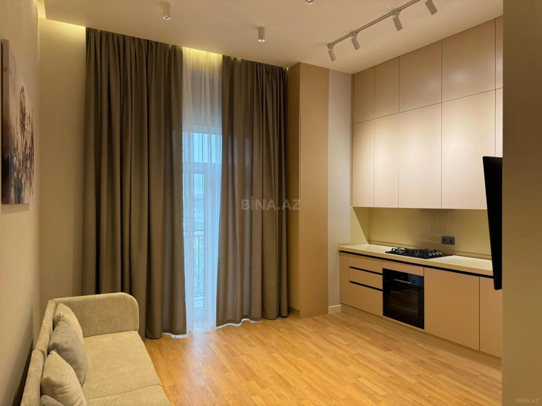 Kirayə verilir 2 otaqlı mənzil 55 m²