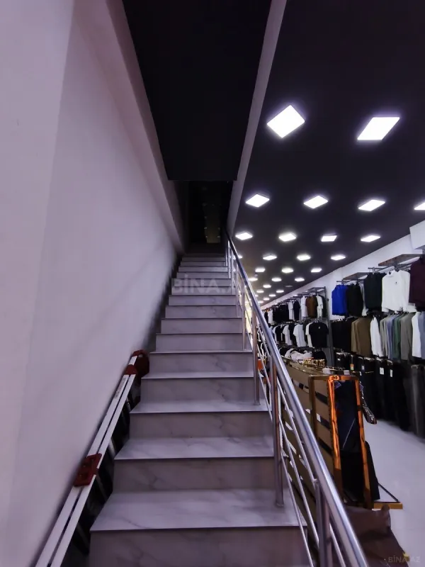 Kirayə verilir obyekt 170 m²