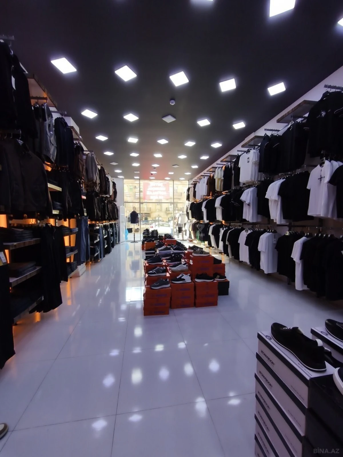 Kirayə verilir obyekt 170 m²