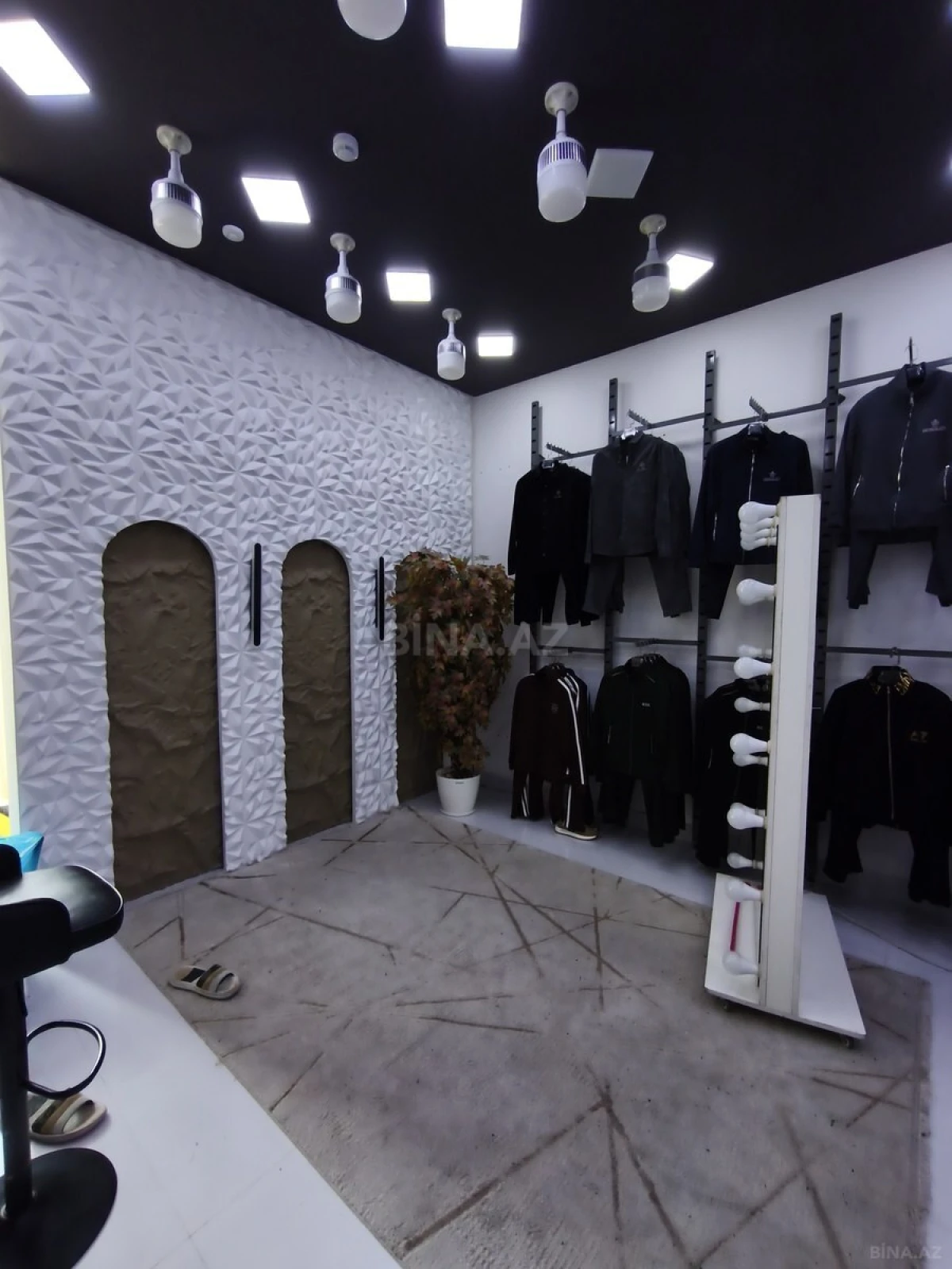 Kirayə verilir obyekt 170 m²