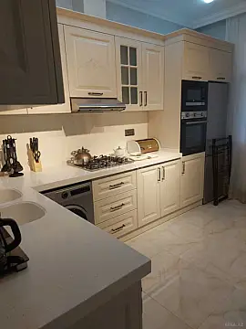 Satılır 3 otaqlı mənzil 140 m²