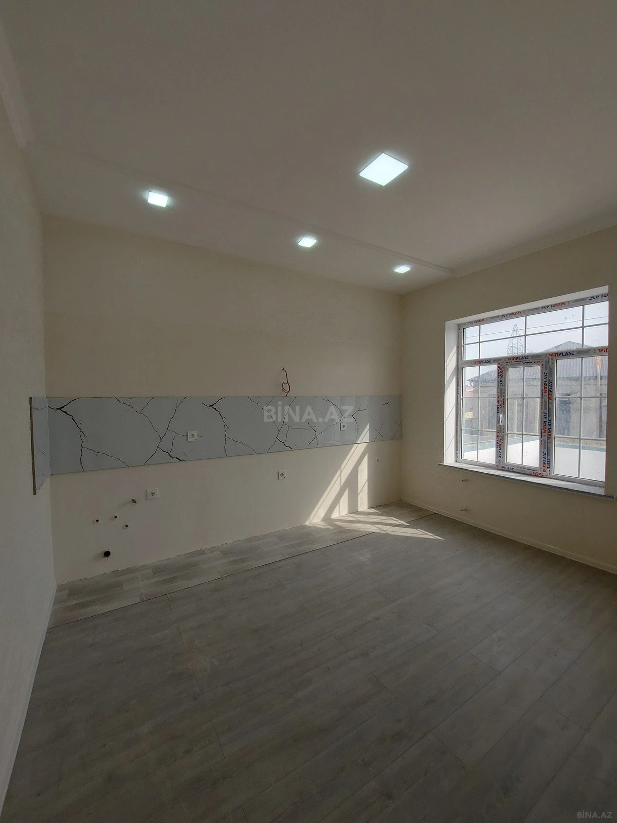 Satılır 4 otaqlı həyət evi 110 m²