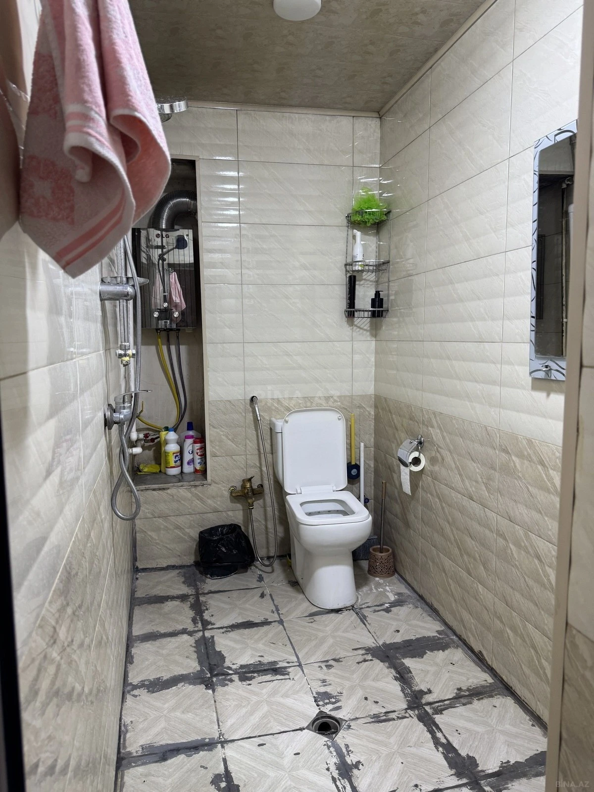 Kirayə verilir 2 otaqlı mənzil 102 m²