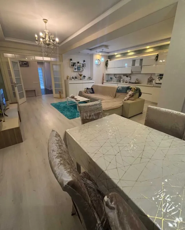 Kirayə verilir 2 otaqlı mənzil 110 m²