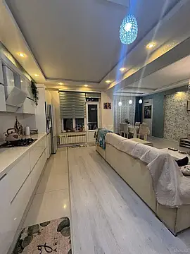 Kirayə verilir 2 otaqlı mənzil 110 m²