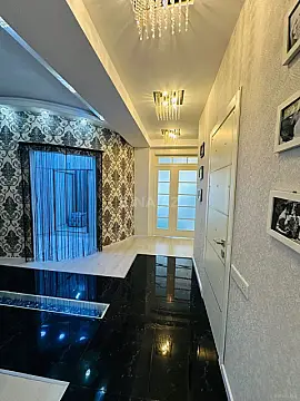 Kirayə verilir 2 otaqlı mənzil 110 m²