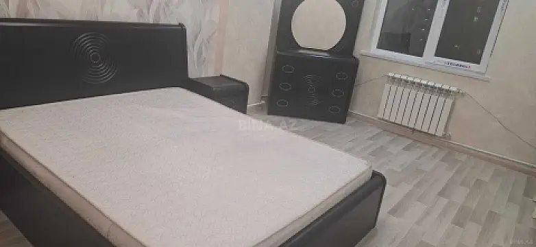 Kirayə verilir 2 otaqlı mənzil 55 m²