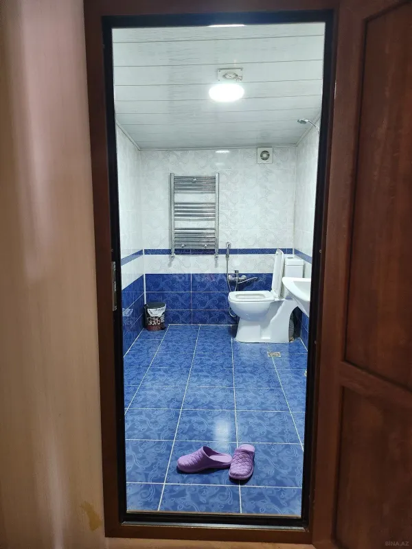 Satılır 7 otaqlı həyət evi 250 m²