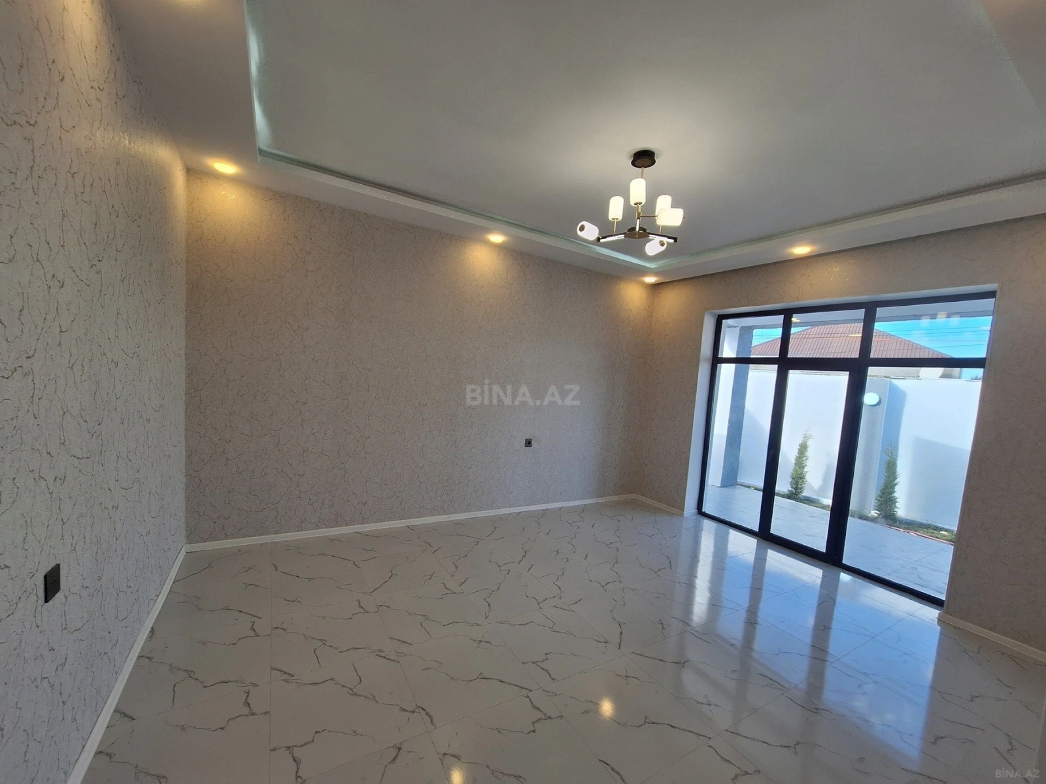 Satılır 4 otaqlı həyət evi 130 m²