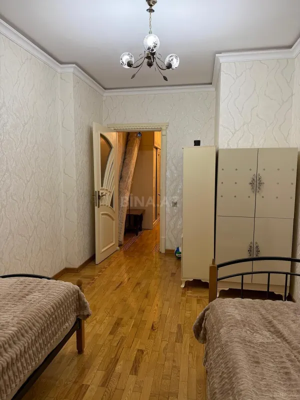 Kirayə verilir 3 otaqlı mənzil 100 m²