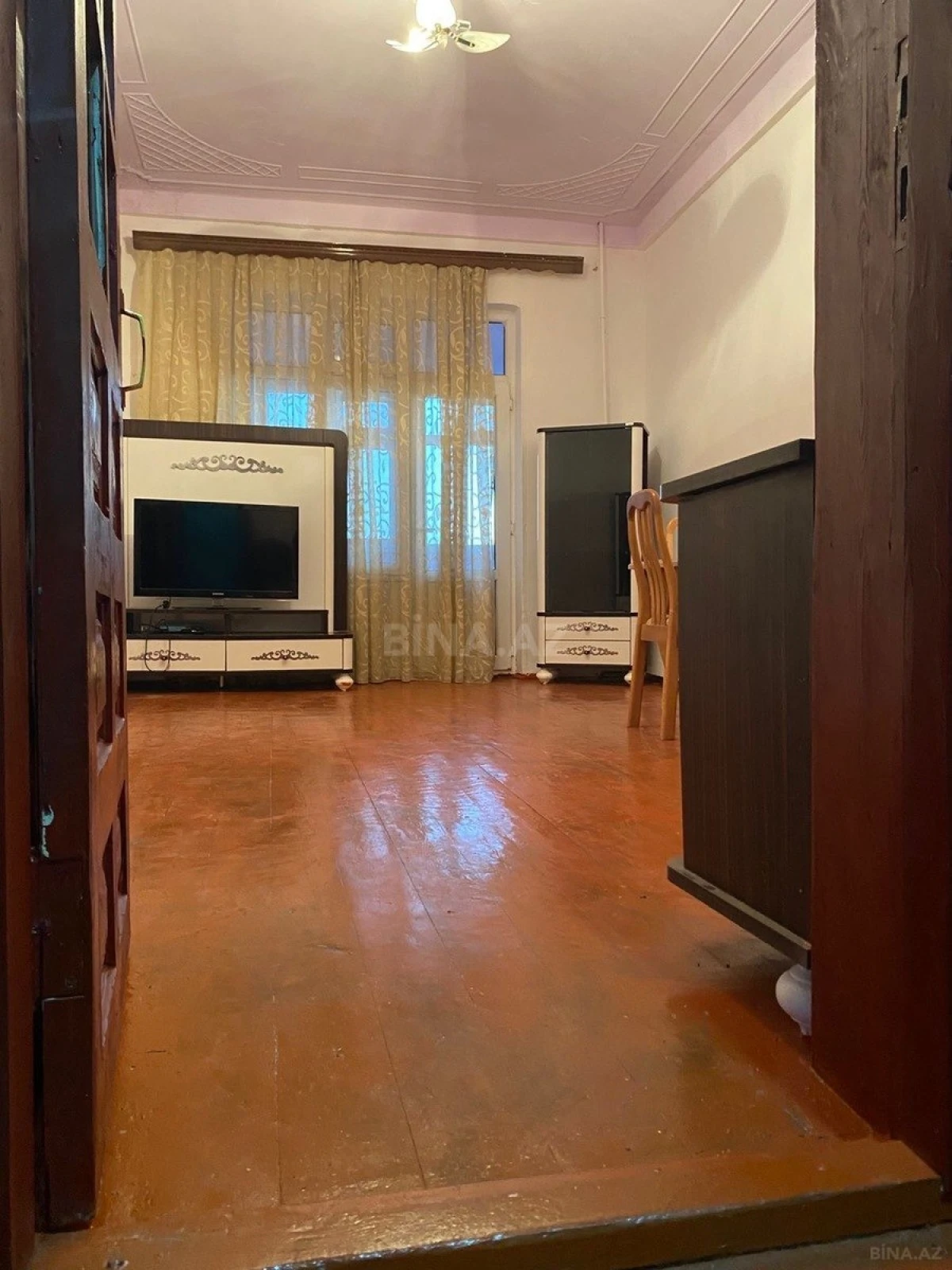 Kirayə verilir 2 otaqlı mənzil 65 m²