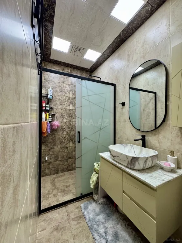 Satılır 4 otaqlı mənzil 110 m²