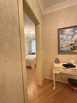 Satılır 2 otaqlı mənzil 80 m²