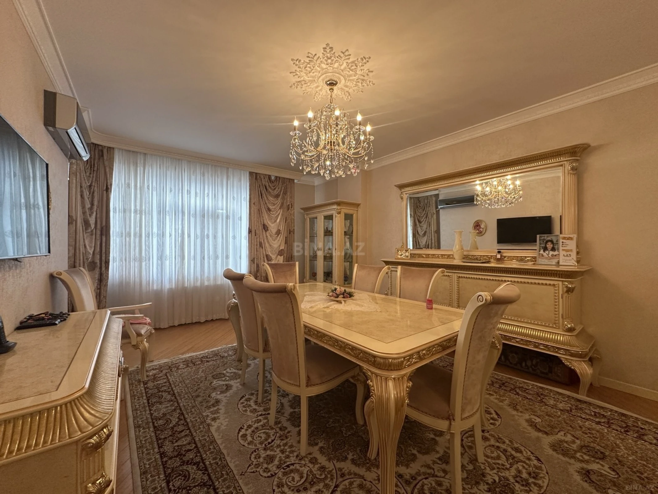 Satılır 2 otaqlı mənzil 80 m²