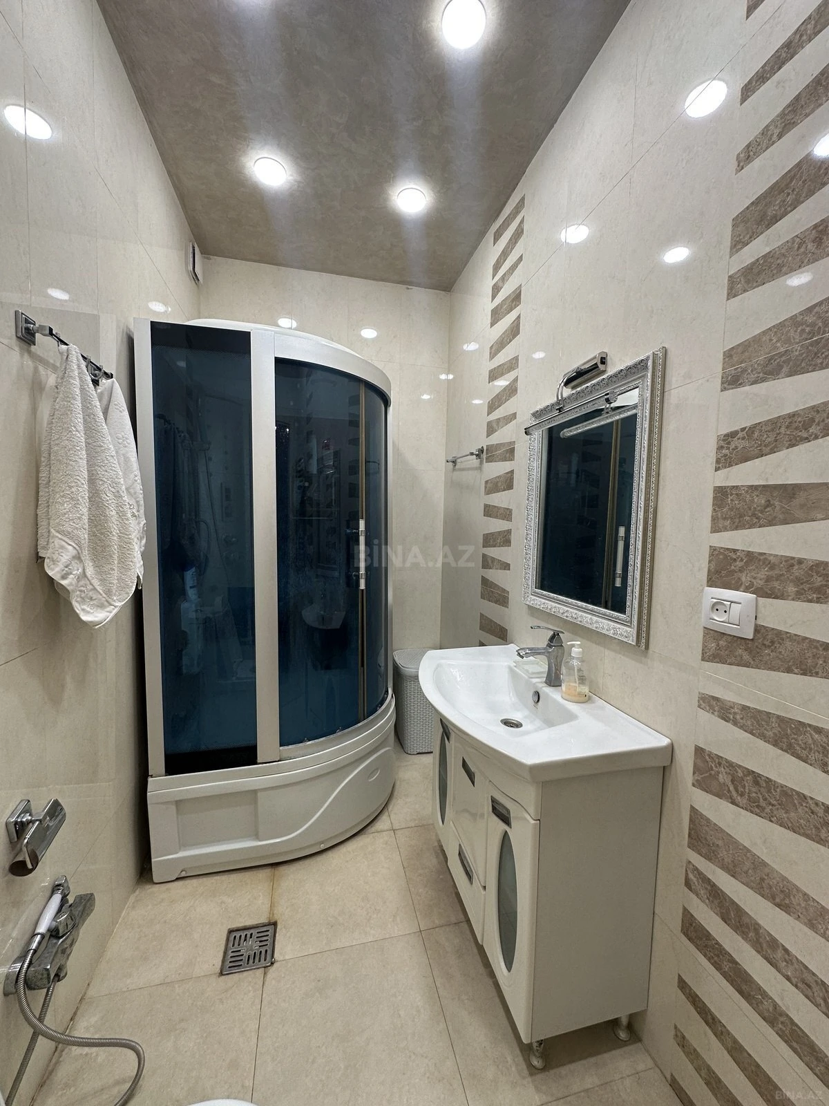 Satılır 2 otaqlı mənzil 80 m²