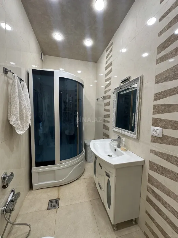 Satılır 2 otaqlı mənzil 80 m²