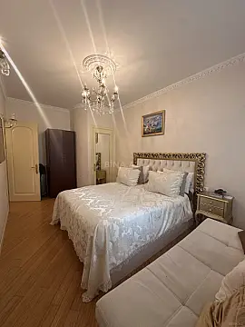 Satılır 2 otaqlı mənzil 80 m²