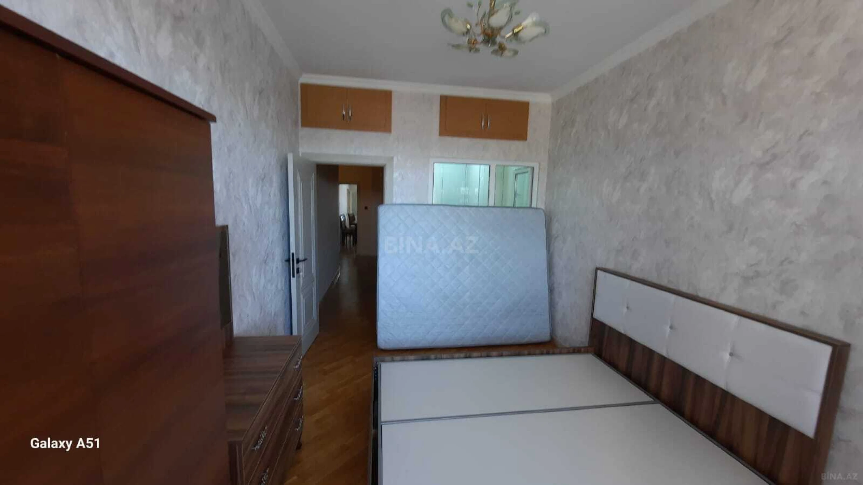 Kirayə verilir 3 otaqlı mənzil 100 m²