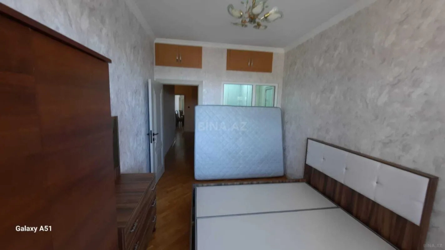 Kirayə verilir 3 otaqlı mənzil 100 m²