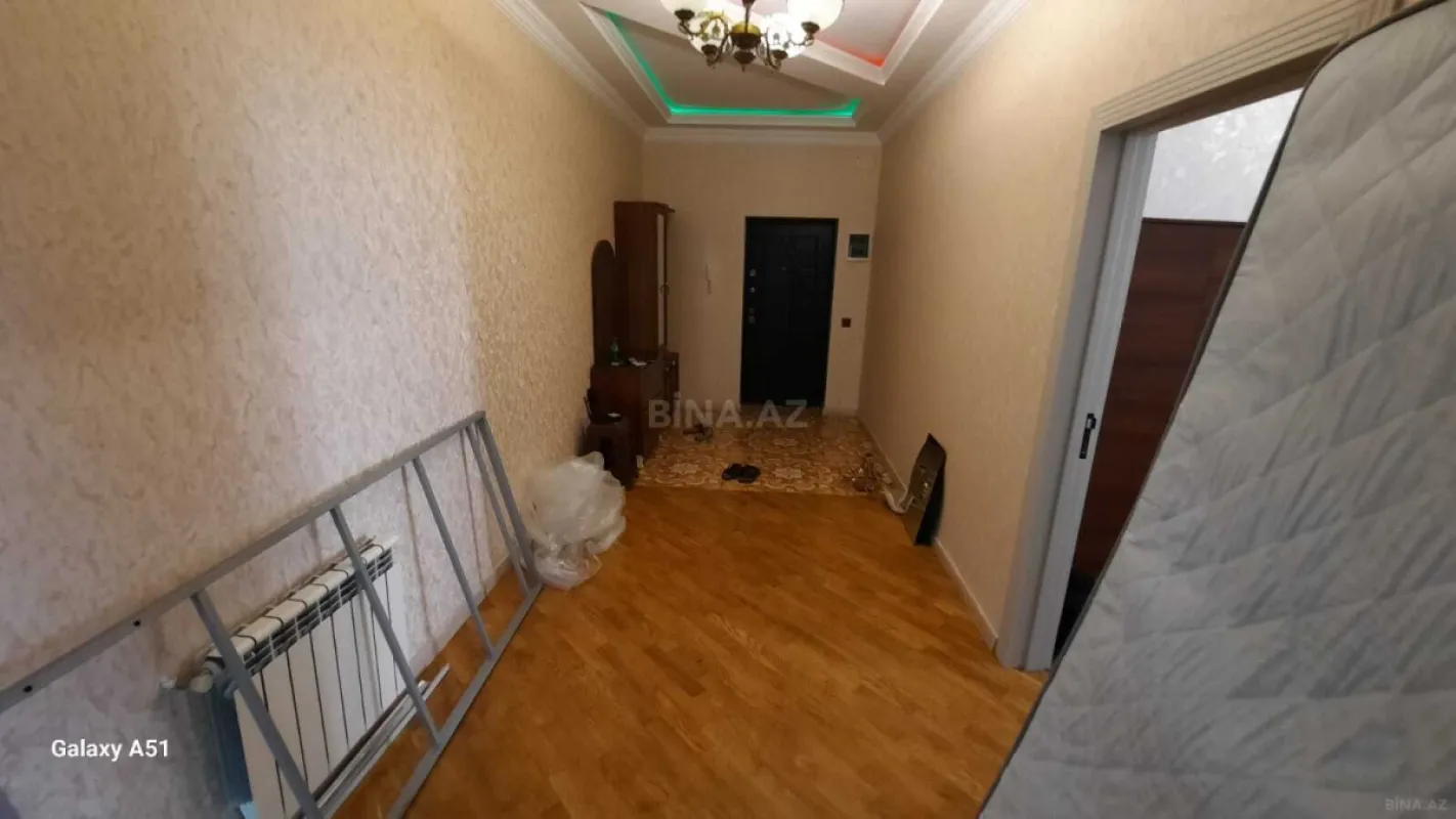 Kirayə verilir 3 otaqlı mənzil 100 m²