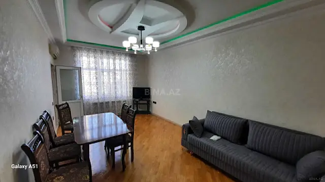 Kirayə verilir 3 otaqlı mənzil 100 m² — Bakı, İnşaatçılar 3 otaq 100.00 m²
