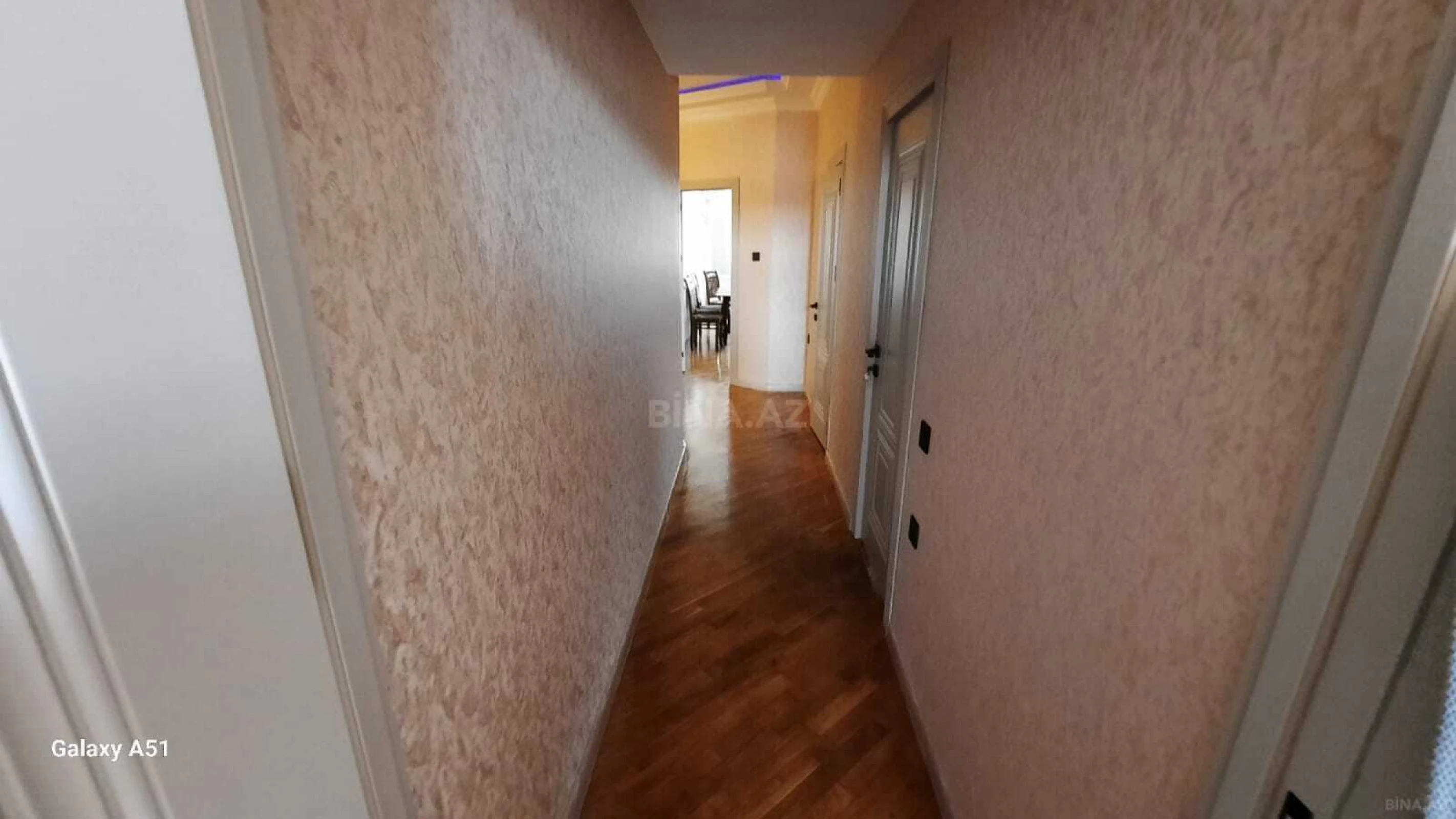 Kirayə verilir 3 otaqlı mənzil 100 m²