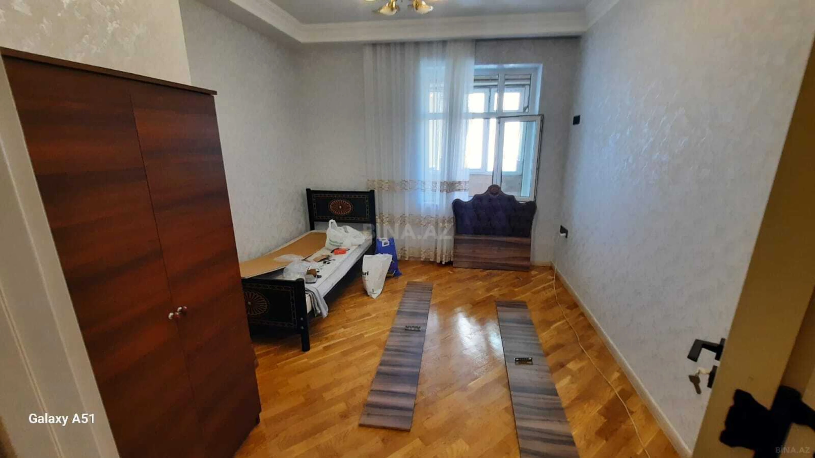 Kirayə verilir 3 otaqlı mənzil 100 m²