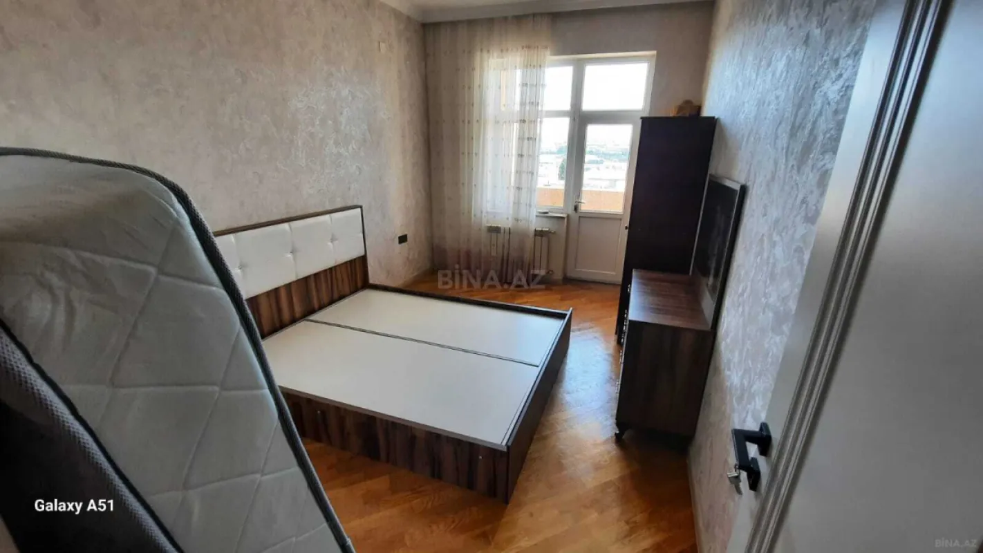 Kirayə verilir 3 otaqlı mənzil 100 m²