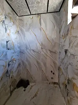 Satılır 8 otaqlı həyət evi 245 m²