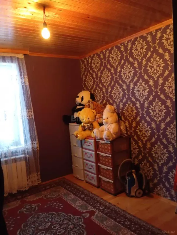 Satılır 3 otaqlı həyət evi 300 m²