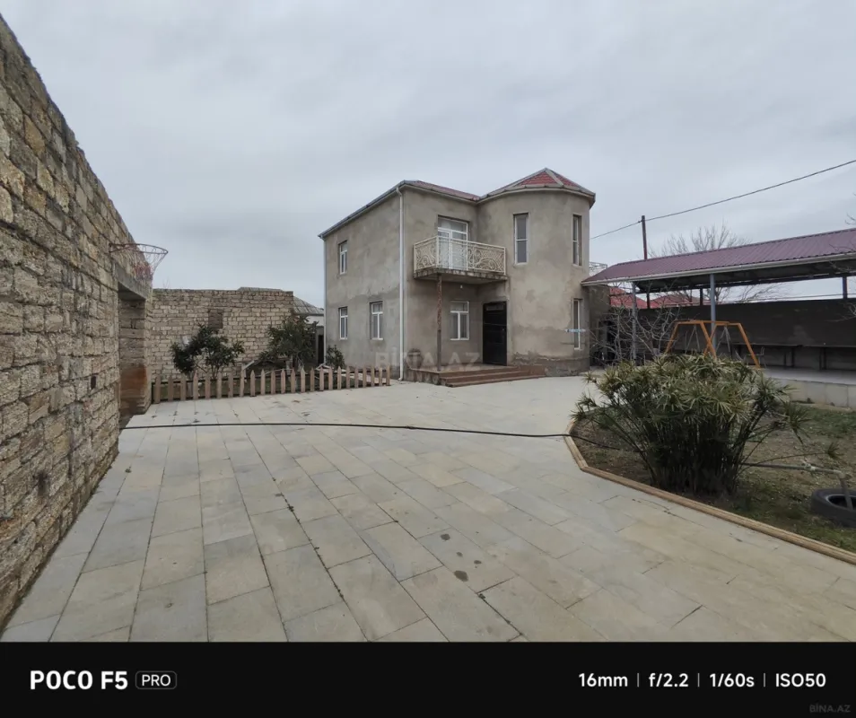 Satılır 7 otaqlı həyət evi 120 m²