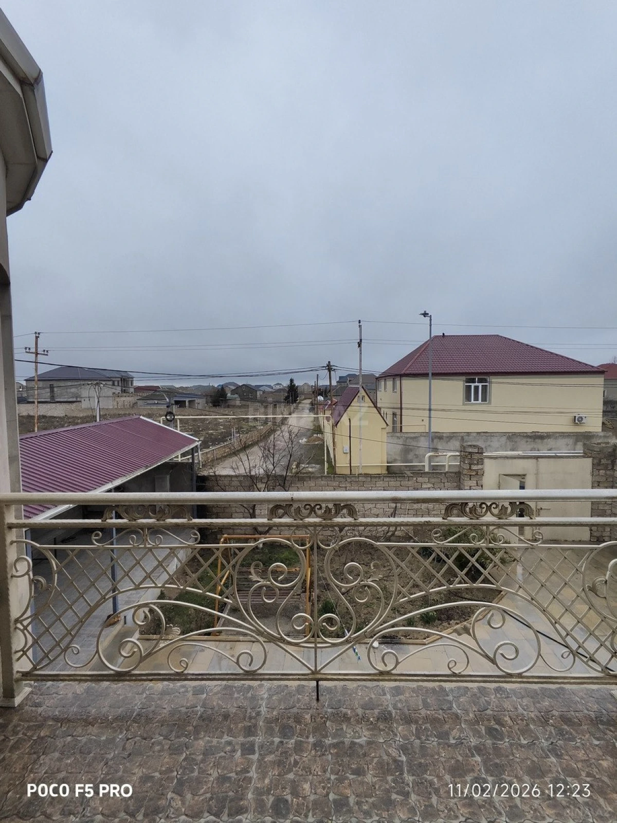 Satılır 7 otaqlı həyət evi 120 m²