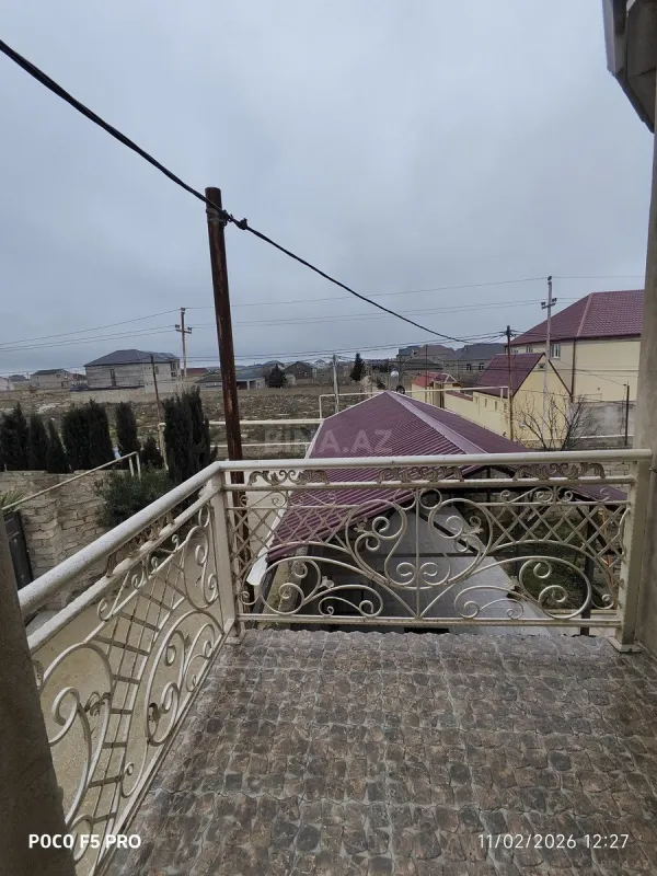 Satılır 7 otaqlı həyət evi 120 m²