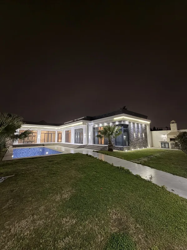 Kirayə verilir 5 otaqlı həyət evi 360 m²