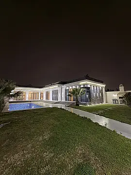 Kirayə verilir 5 otaqlı həyət evi 360 m²