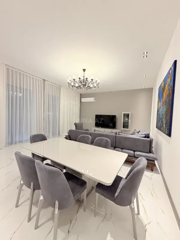 Kirayə verilir 5 otaqlı həyət evi 360 m²