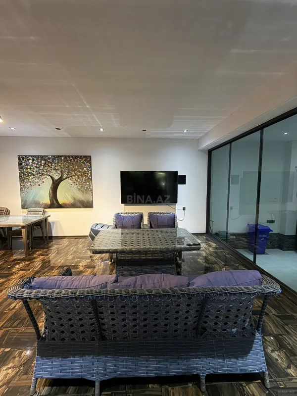 Kirayə verilir 5 otaqlı həyət evi 360 m²