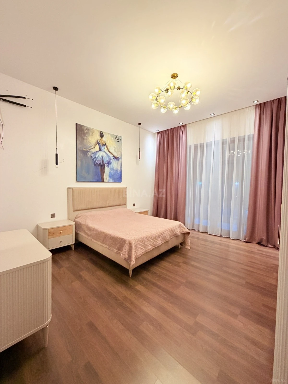 Kirayə verilir 5 otaqlı həyət evi 360 m²