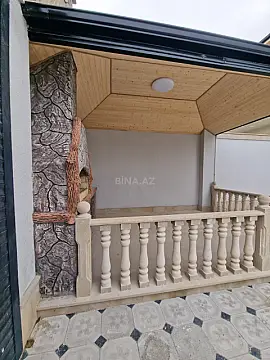 Satılır 5 otaqlı həyət evi 213 m²