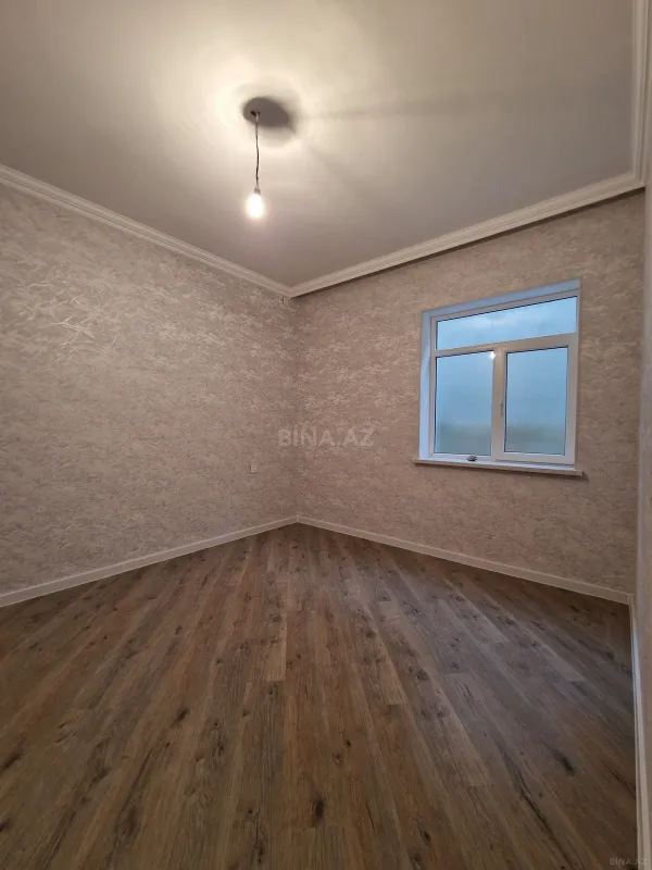 Satılır 5 otaqlı həyət evi 213 m²
