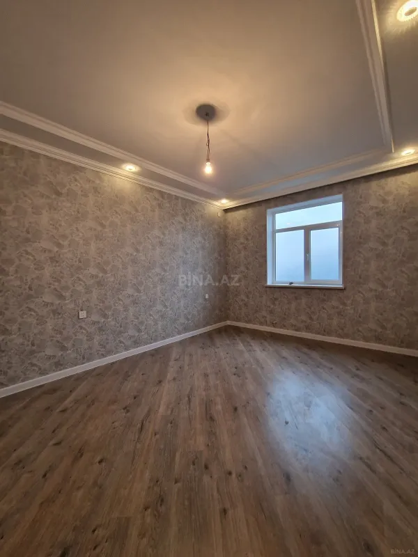 Satılır 5 otaqlı həyət evi 213 m²