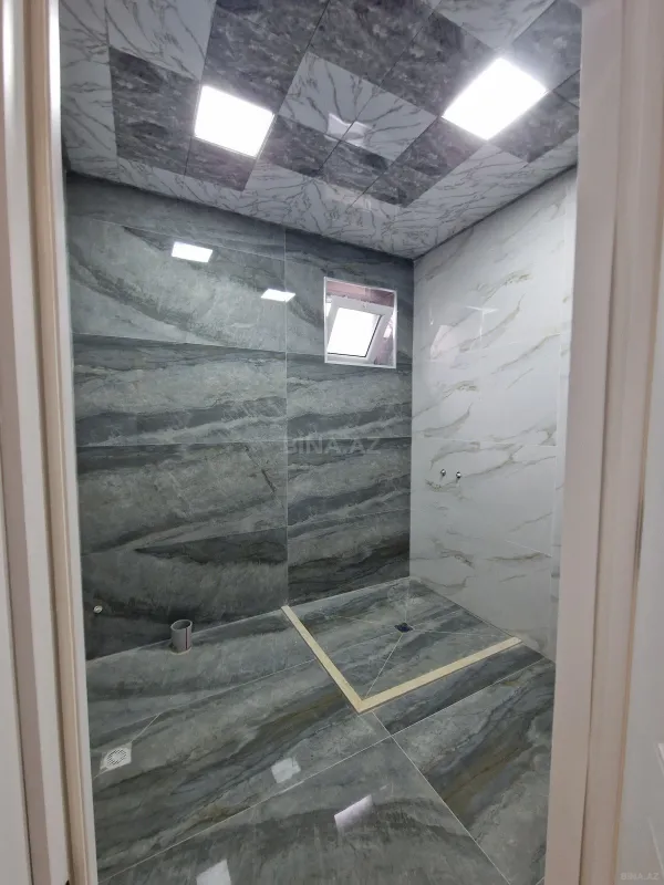 Satılır 5 otaqlı həyət evi 213 m²