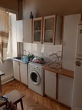 Kirayə verilir 2 otaqlı mənzil 50 m²