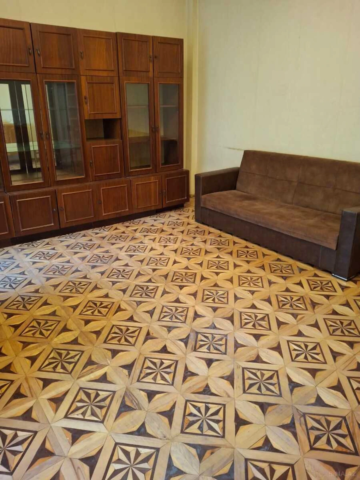 Kirayə verilir 2 otaqlı mənzil 50 m²