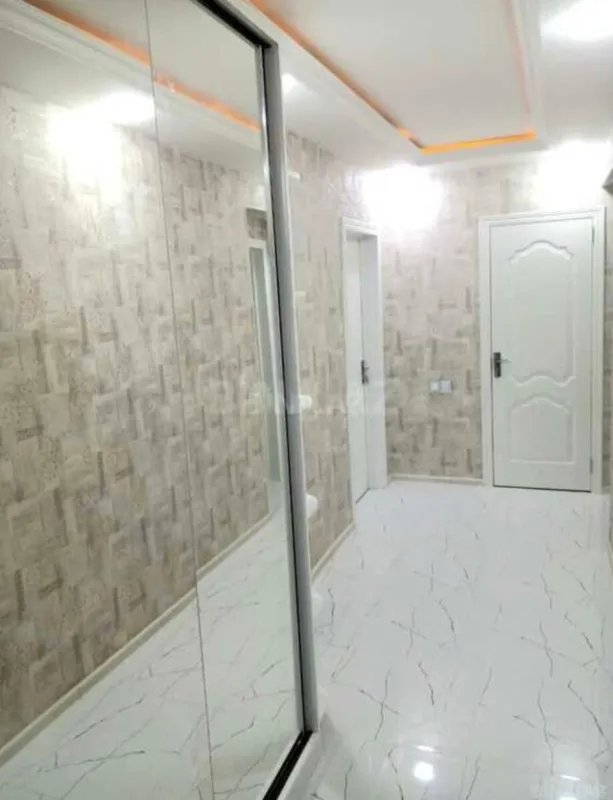Kirayə verilir 2 otaqlı mənzil 80 m²