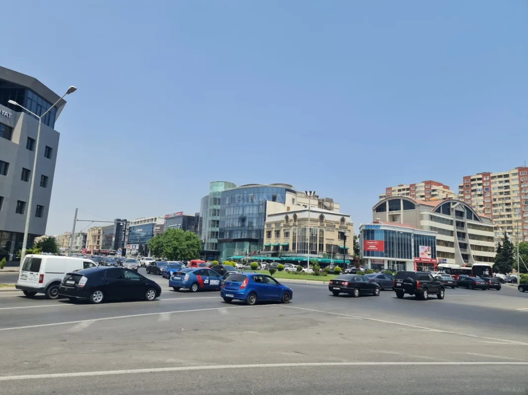 Kirayə verilir obyekt 1350 m²
