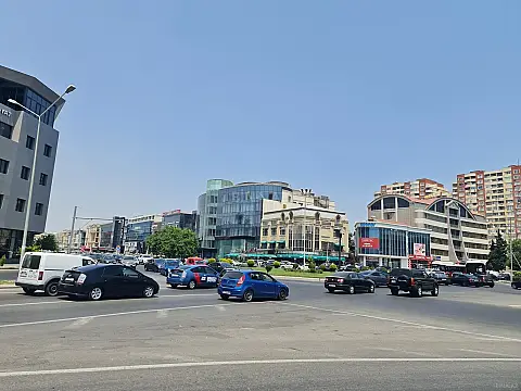 Kirayə verilir obyekt 1350 m²