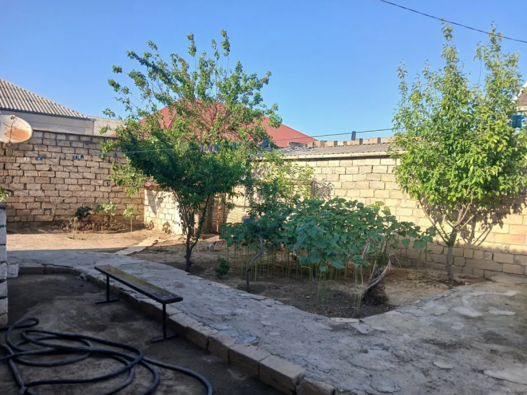 Satılır 3 otaqlı həyət evi 110 m²