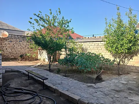 Satılır 3 otaqlı həyət evi 110 m²