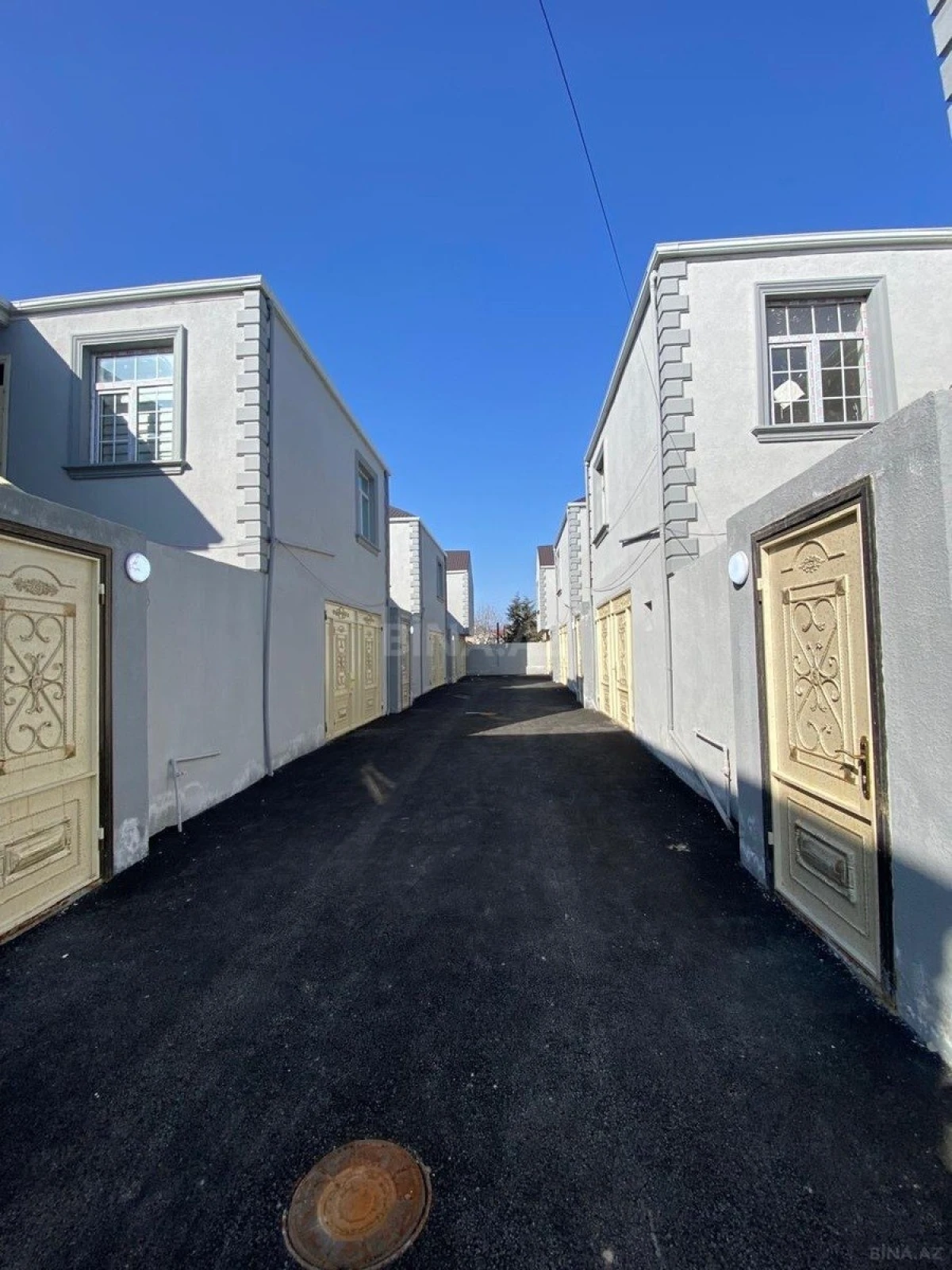 Satılır 4 otaqlı həyət evi 100 m²